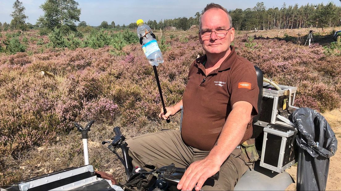 Zwerfvuil ruimen op de Sallandse Heuvelrug