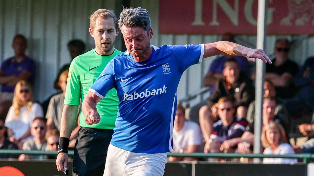 Daan Groot Zwaaftink (40) zwaait af bij Kampong