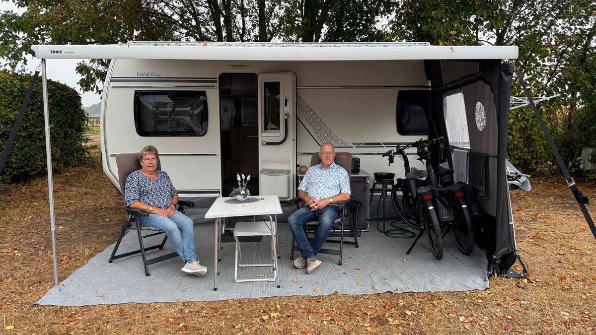 Korte broek blijft aan: campinggasten laten zich niet uit het veld slaan