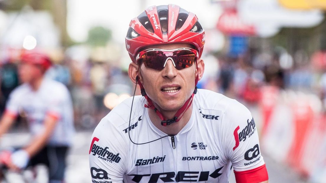 Bauke Mollema rijdt mee in het criterium De Gouden Pijl.