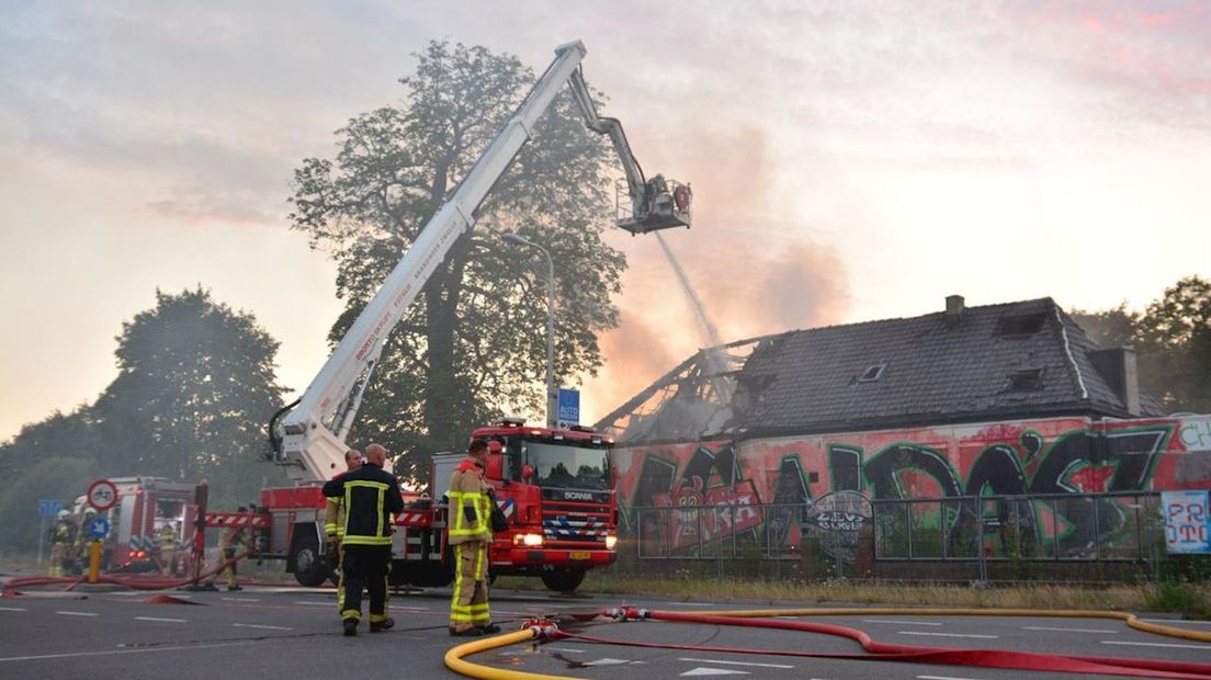 Opnieuw brand in voormalig café De Vrolijkheid Zwolle
