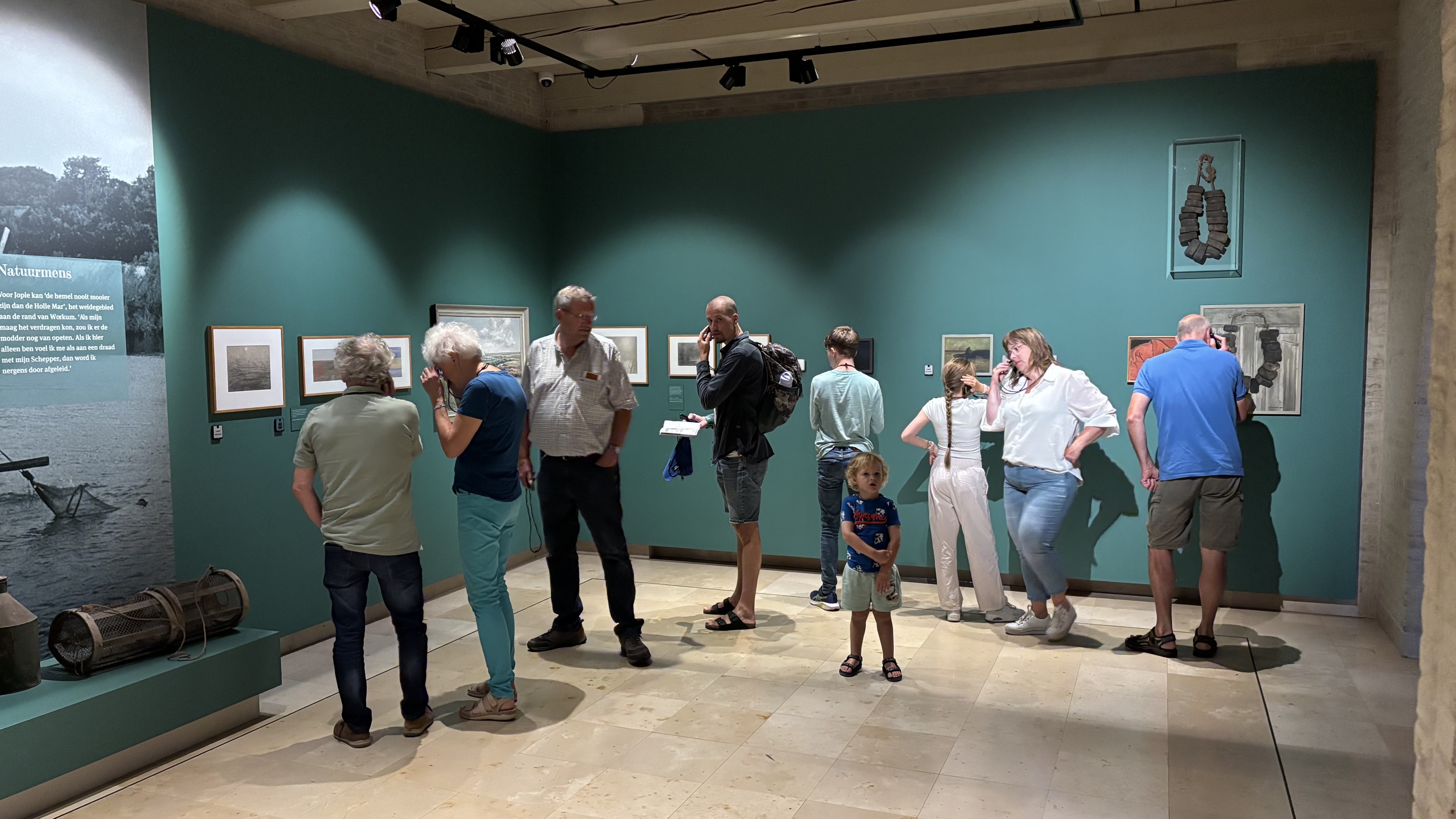 Besikers yn it Jopie Huisman Museum
