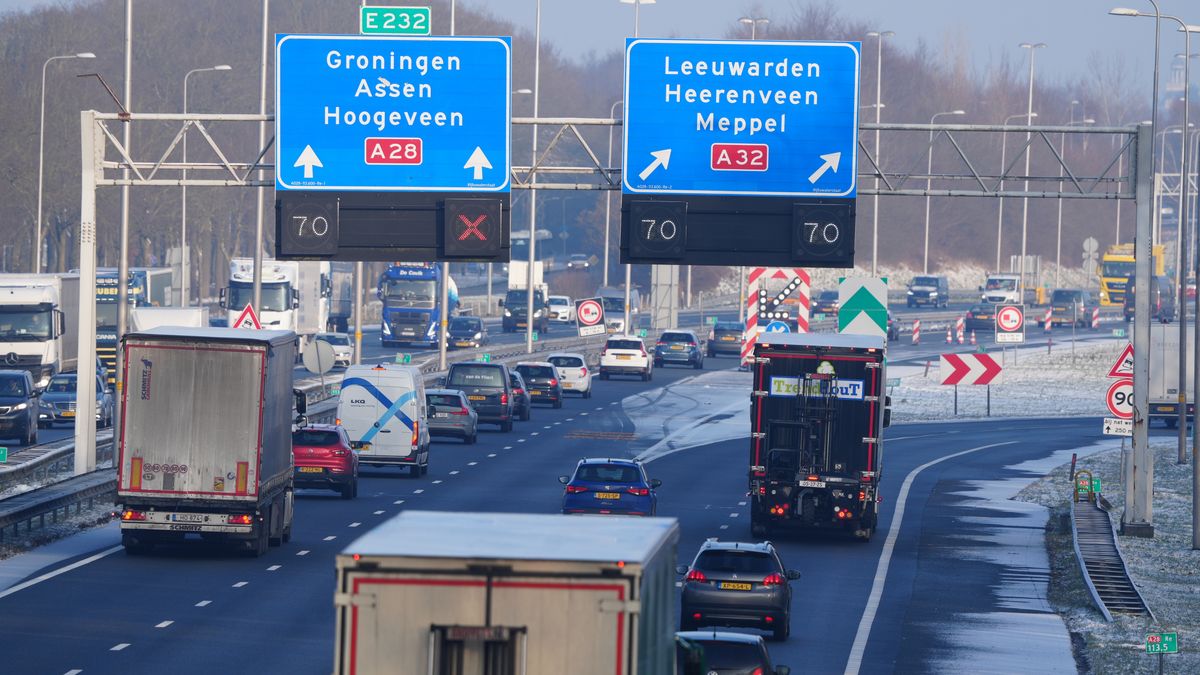 Betonschade bij knooppunt Lankhorst: A28 en A32 richting Hoogeveen tot maandag dicht
