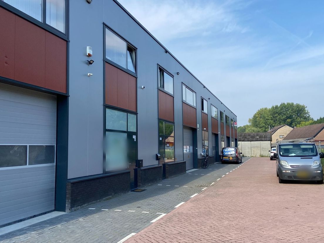 De locatie van het voormalige fruitbedrijf van Achilleas K. in Rotterdam. De bedrijven op de foto hebben geen connectie met het verdwenen geld.