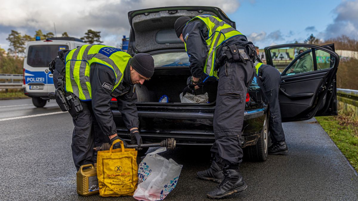 Duitsland gaat verder met grenscontroles en uitzettingen