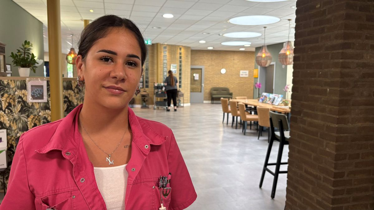 Noa (21) werkt in de ouderenzorg: 'Afgelopen jaar veel bewoners zien gaan'
