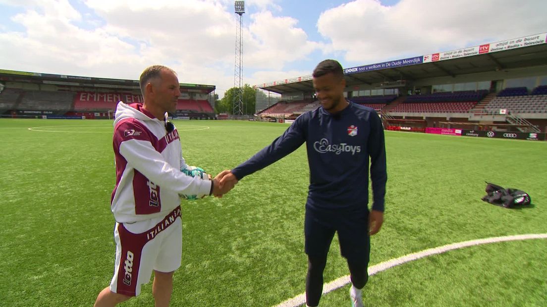 Paul Matthijs en Richairo Zivkovic kruisen de degens in de finale van het Latjetrappen