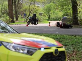 Motorrijder (65) uit Veenendaal overleden na botsing met andere motorrijder in Ede