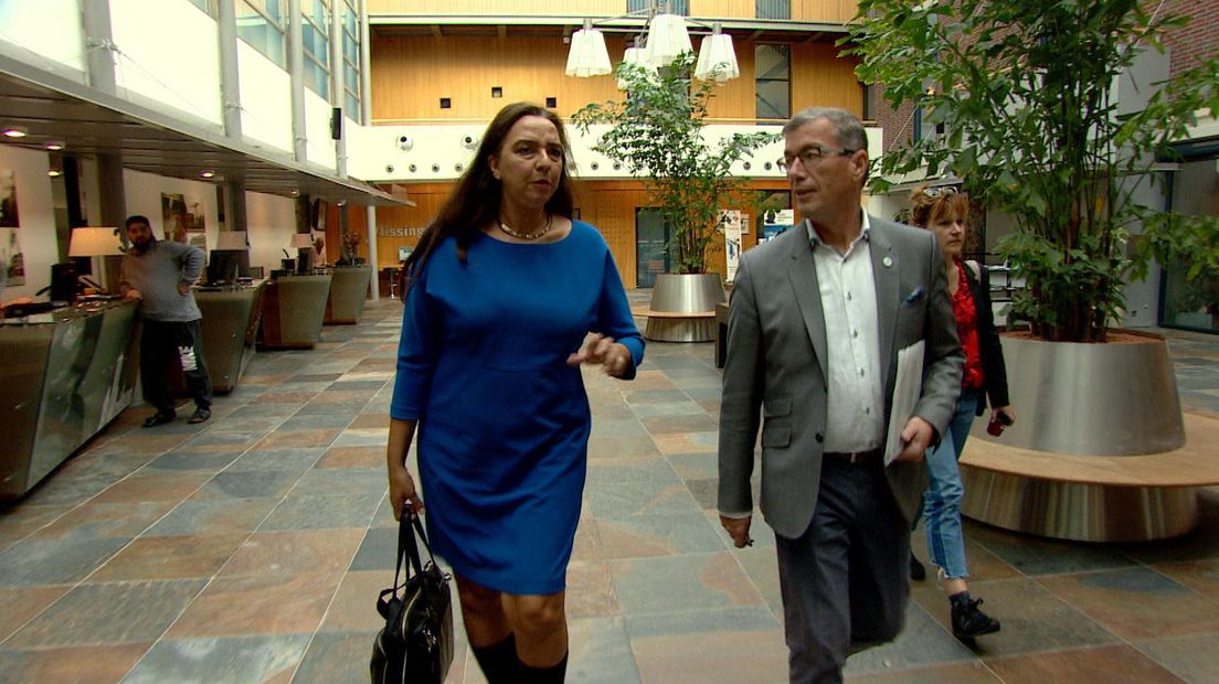Tweede Kamerlid Isabelle Diks met wethouder van Vlissingen John de Jonge