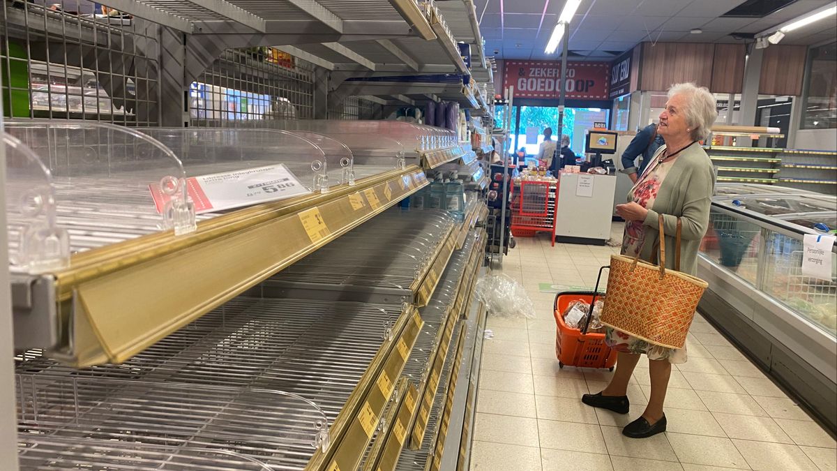 Enige supermarkt in Kockengen stunt met prijzen vanwege tijdelijke sluiting: 'Ik ben vandaag al drie