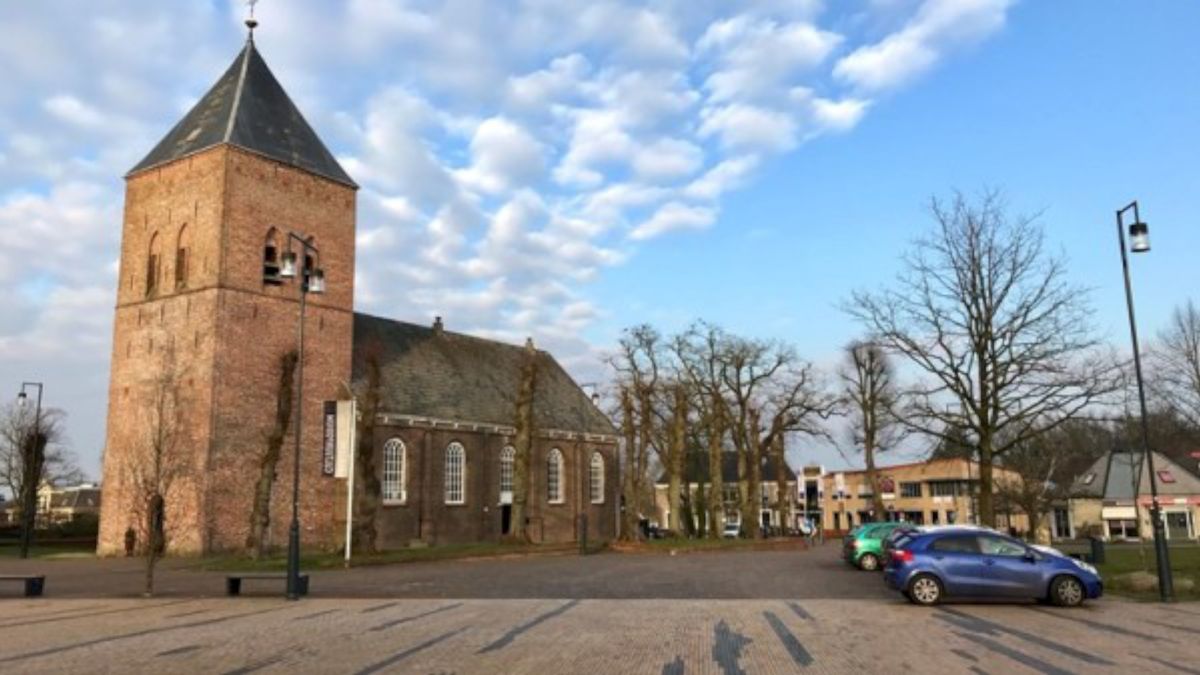Willibrordkerk Borger moet vaker deuren openen, vindt de gemeente