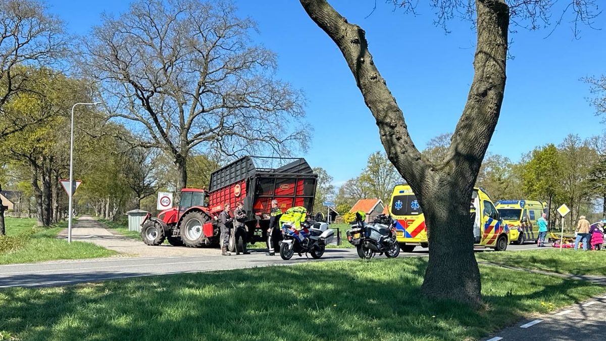 Twee gewonden bij ongeluk met landbouwvoertuig