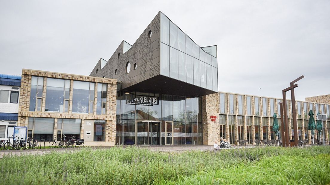 Het gemeentehuis van Midden-Groningen in Hoogezand