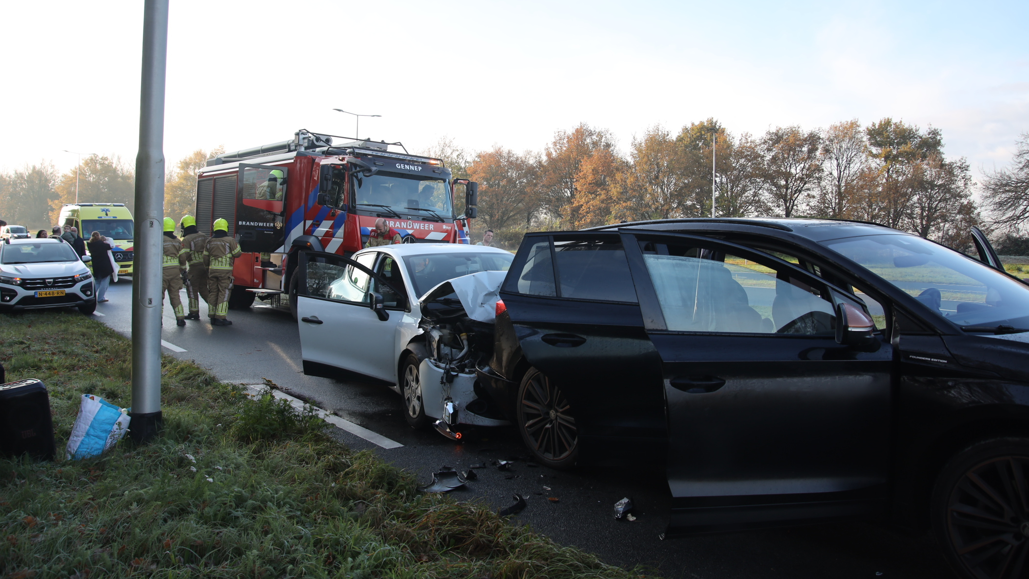 Vrouw gewond na kop-staartbotsing op afrit in Gennep.