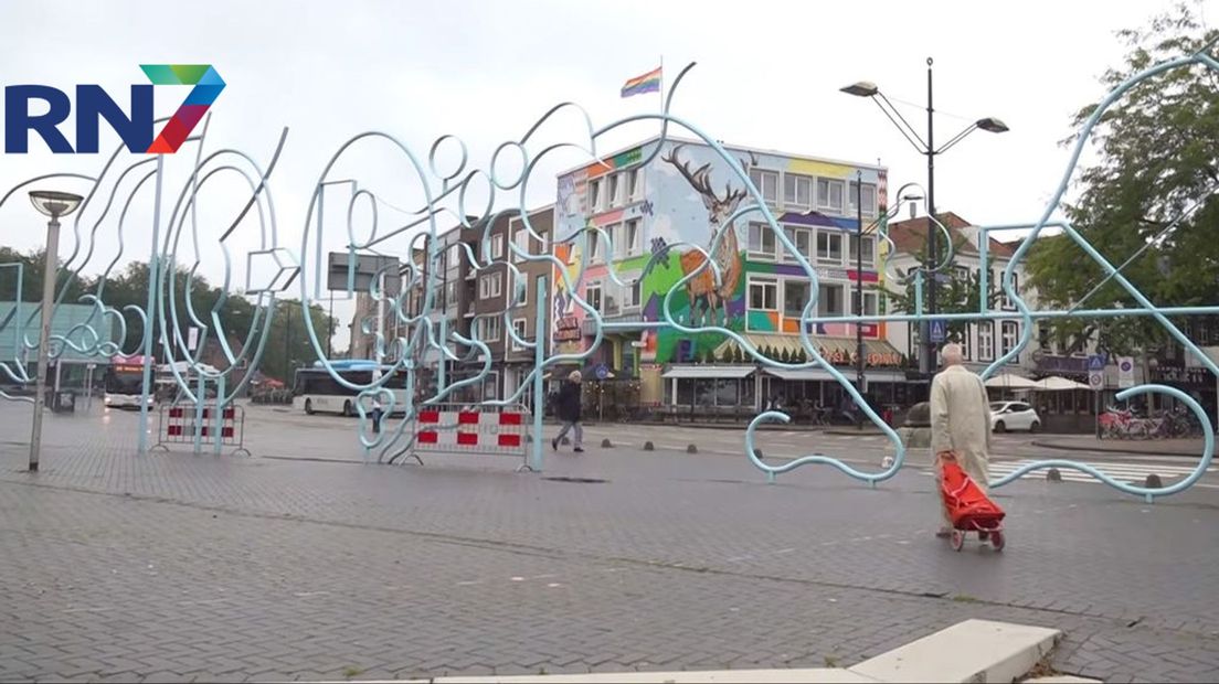 Inmiddels staat 'Tekening in de lucht' niet meer op het Kelfkensbosplein