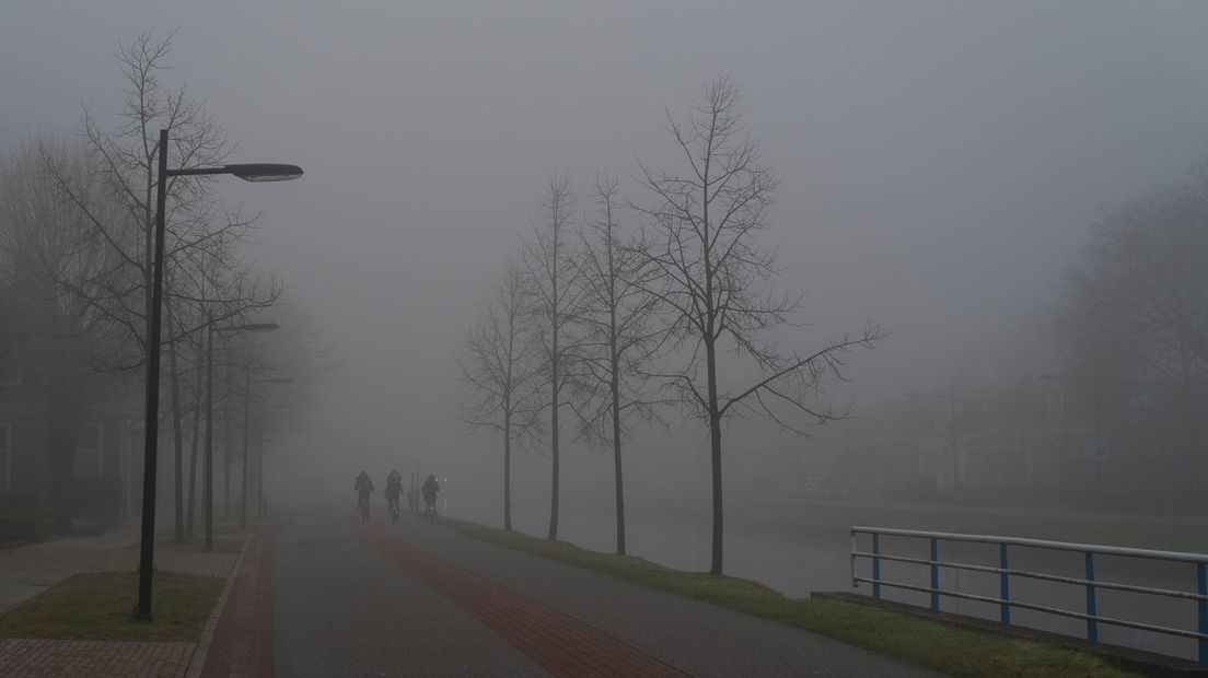 Mist langs de Vaart in Assen (Rechten: Fred van Os - RTV Drenthe)