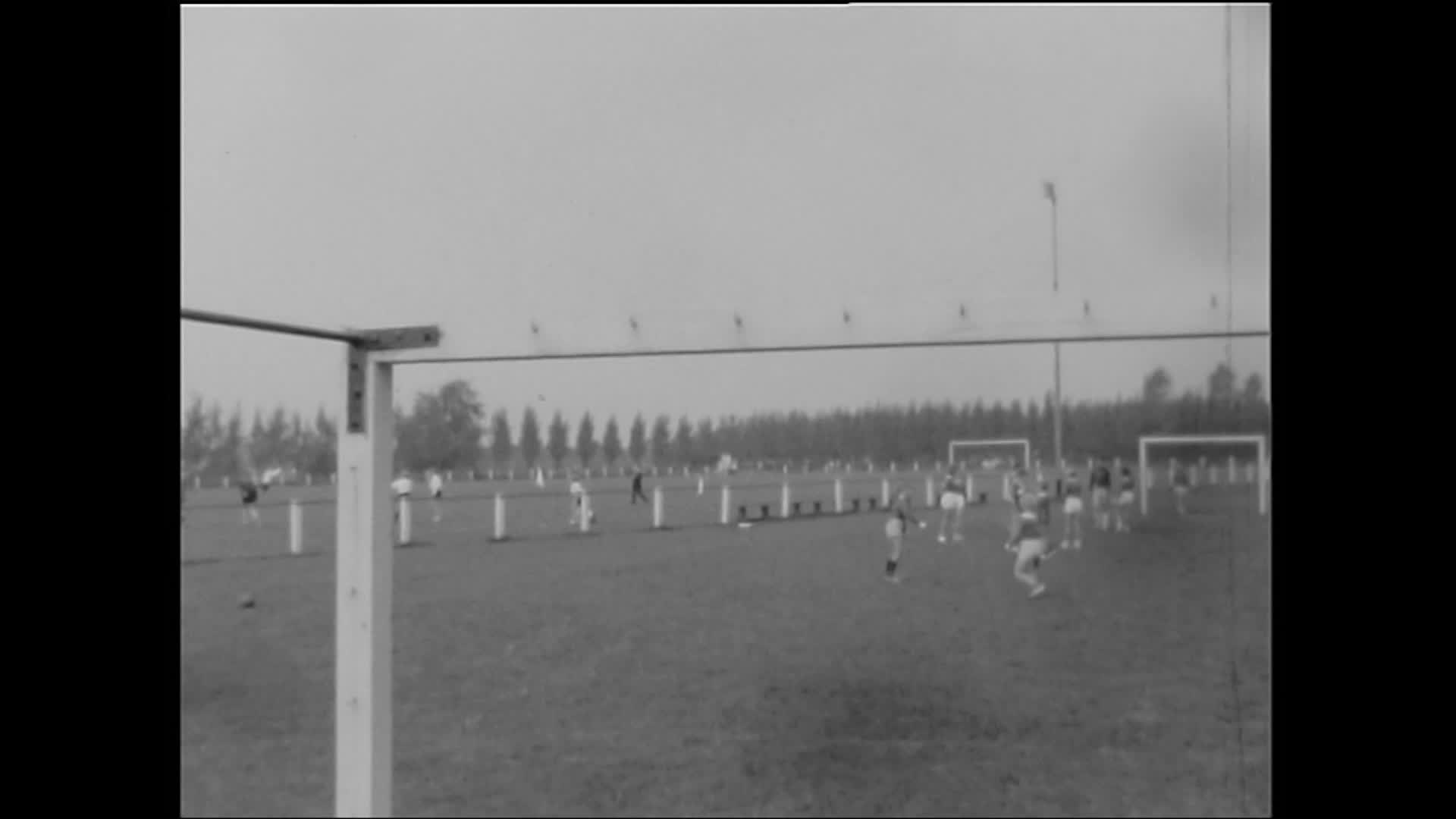 Ons Dorp - Kerk- en Kapel Avezaath 1967 - 24-05-2026