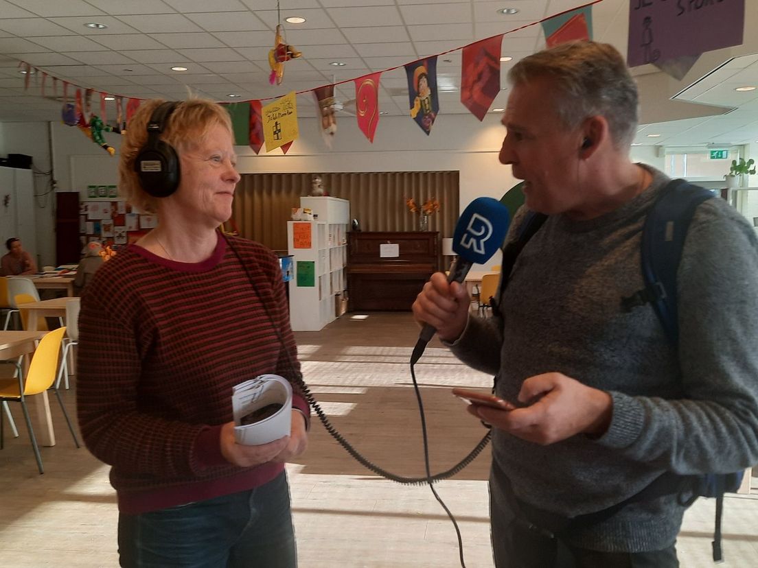 Annemarieke van Egeraat van Warm Rotterdam werd emotioneel van de verassing van Erik