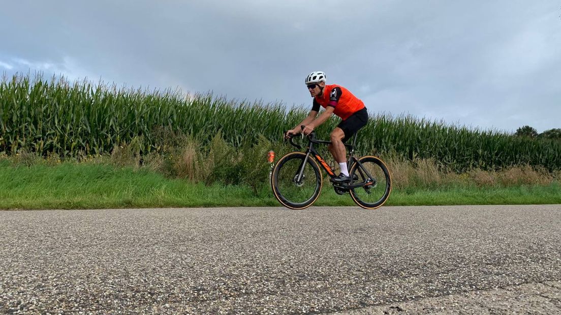 Rob Harmeling fietst 1200 kilometer voor het goede doel