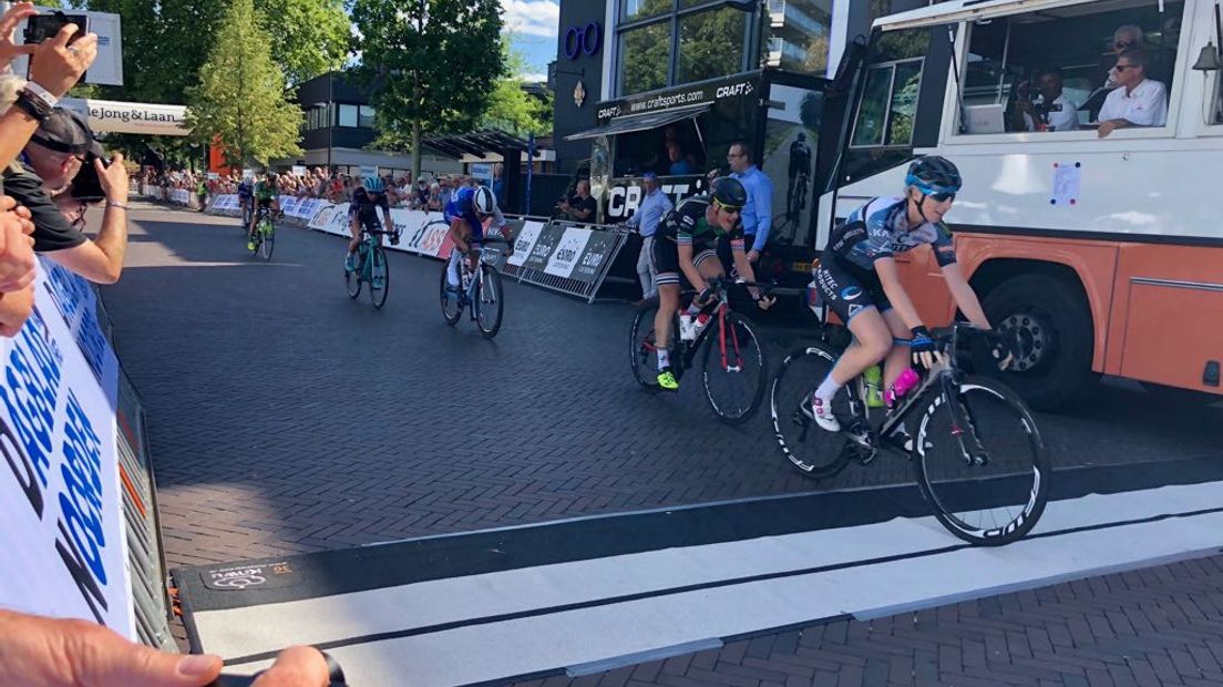 Nina Kessler is de sterkste in de sprint (Rechten: RTV Drenthe/René Posthuma)