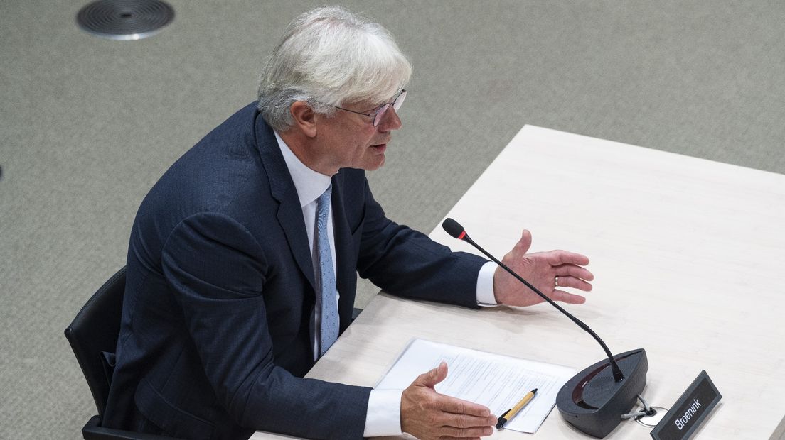 Anton Broenink in de Enquetezaal van de Tweede Kame