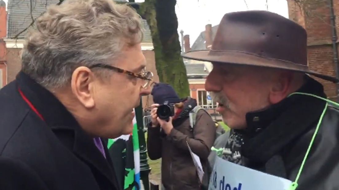 Lijsttrekker Henk Krol (links)