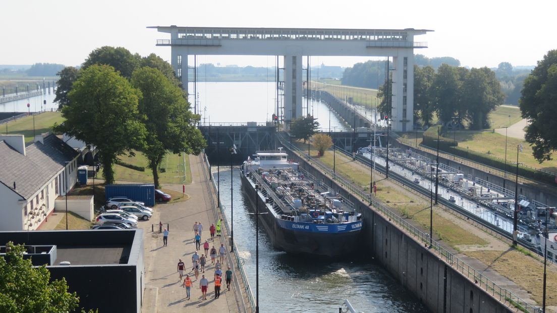 Bij de Prinses Beatrixsluis in Nieuwegein kwamen zo'n 750 bezoekers.
