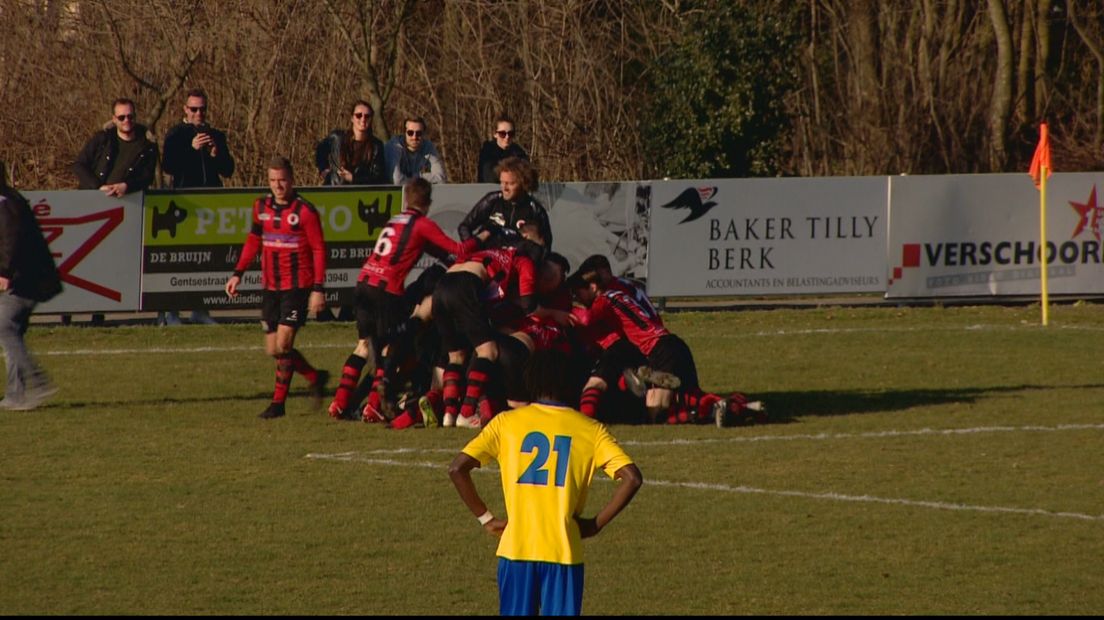 Terneuzen slaat in slotfase toe tegen HVV'24 en wint periode