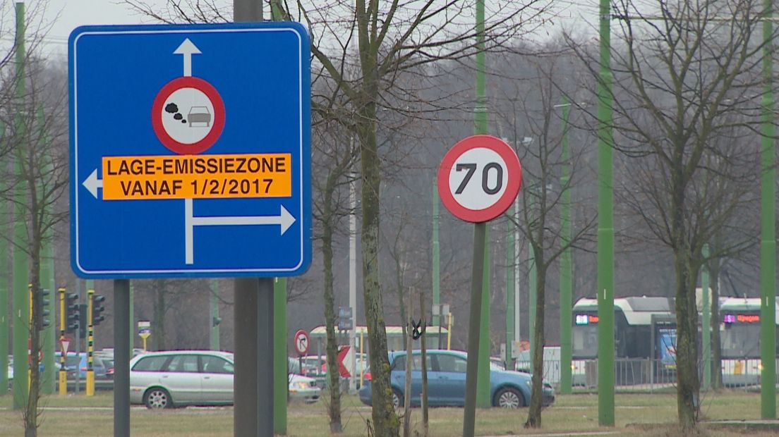 Oude auto's vanaf morgen niet meer welkom in centrum Antwerpen (video)