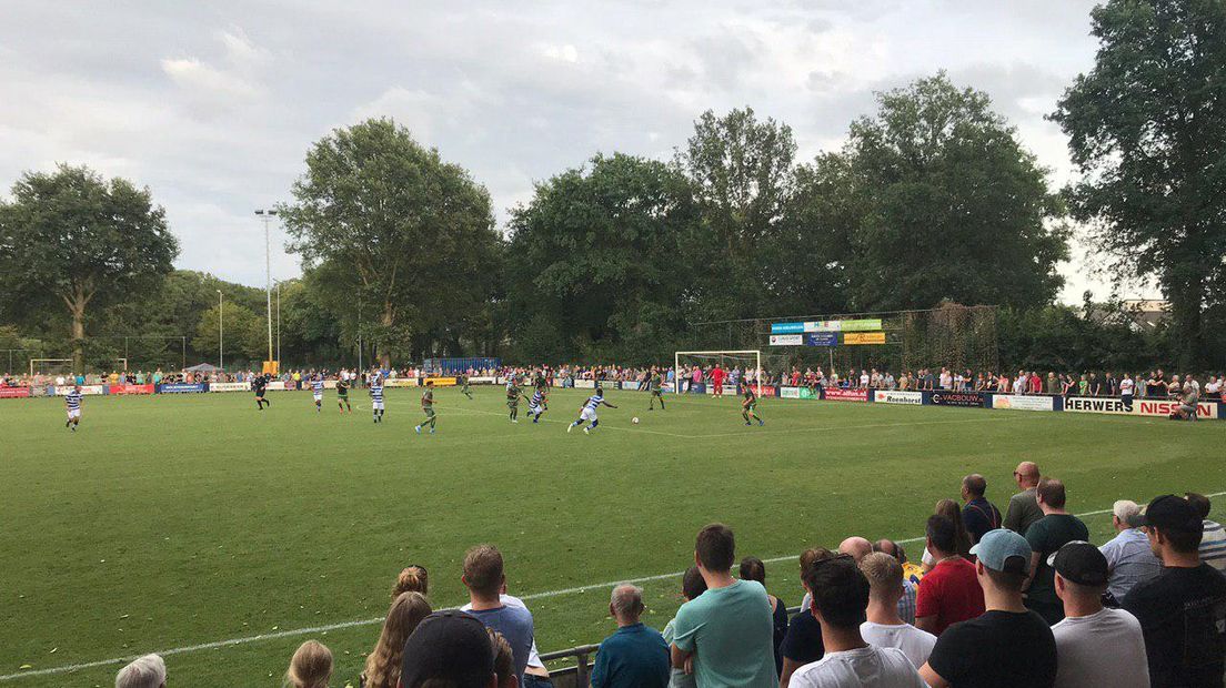 De Graafschap heeft dinsdagavond van FC Lienden gewonnen in een oefenwedstrijd. Het werd in Zelhem 2-0.