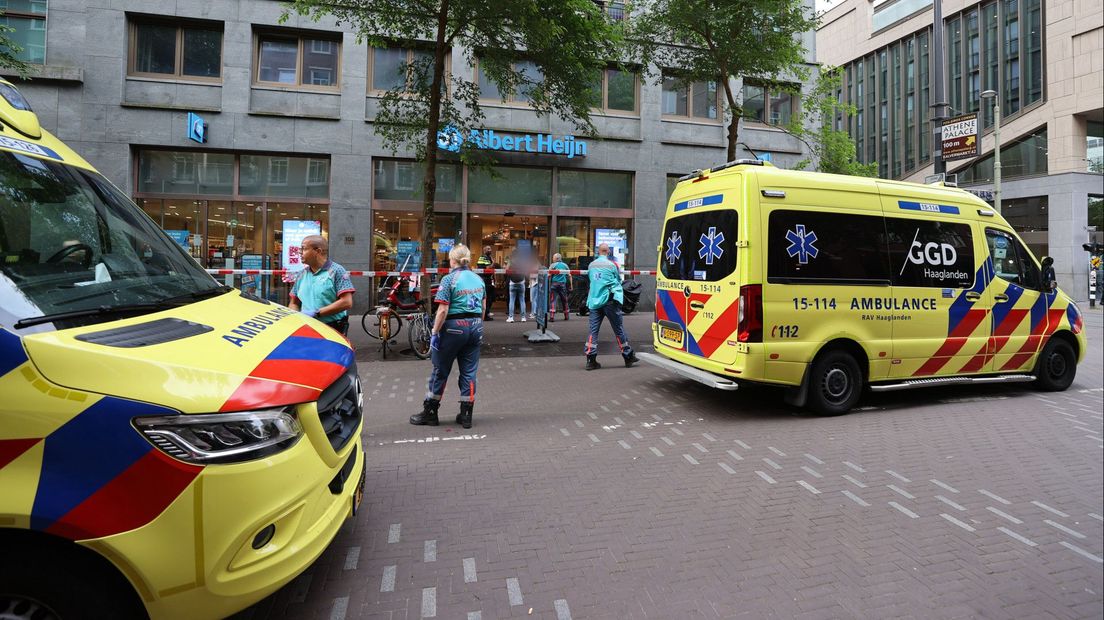 De vrouw werd in het filiaal van Albert Heijn doodgestoken