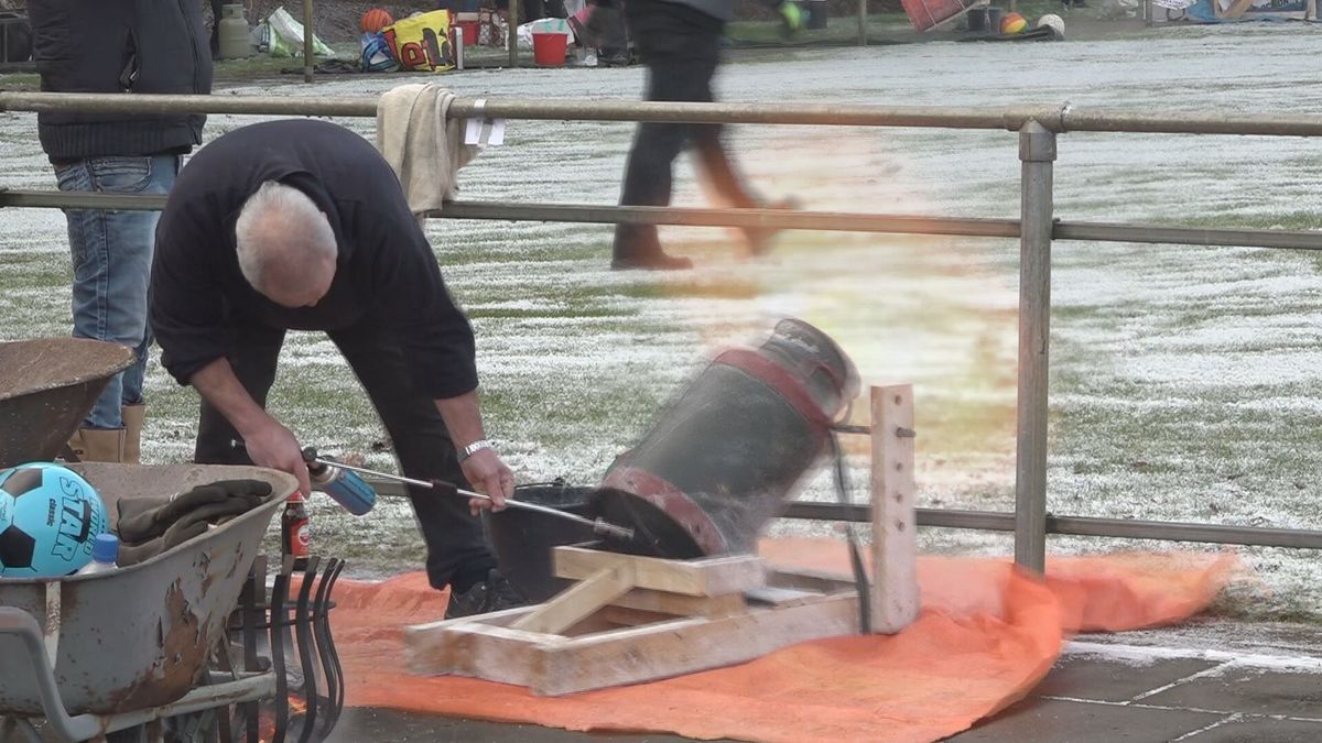 NK Carbiddarten in Tiendeveen: 'Als de knal maar goed is'