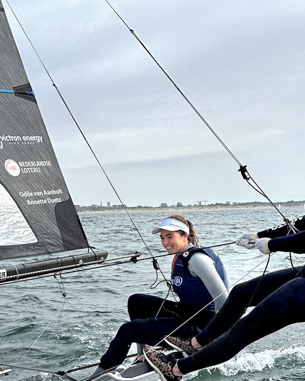 Linda Zeilt Met Olympiër Annette Duetz En Wordt Misselijk Omroep Gelderland 