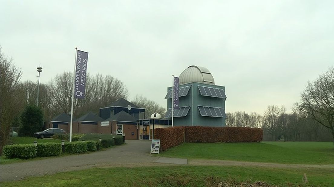 Sterrenwacht Mercurius in Dordrecht (Rechten: RTV Rijnmond)