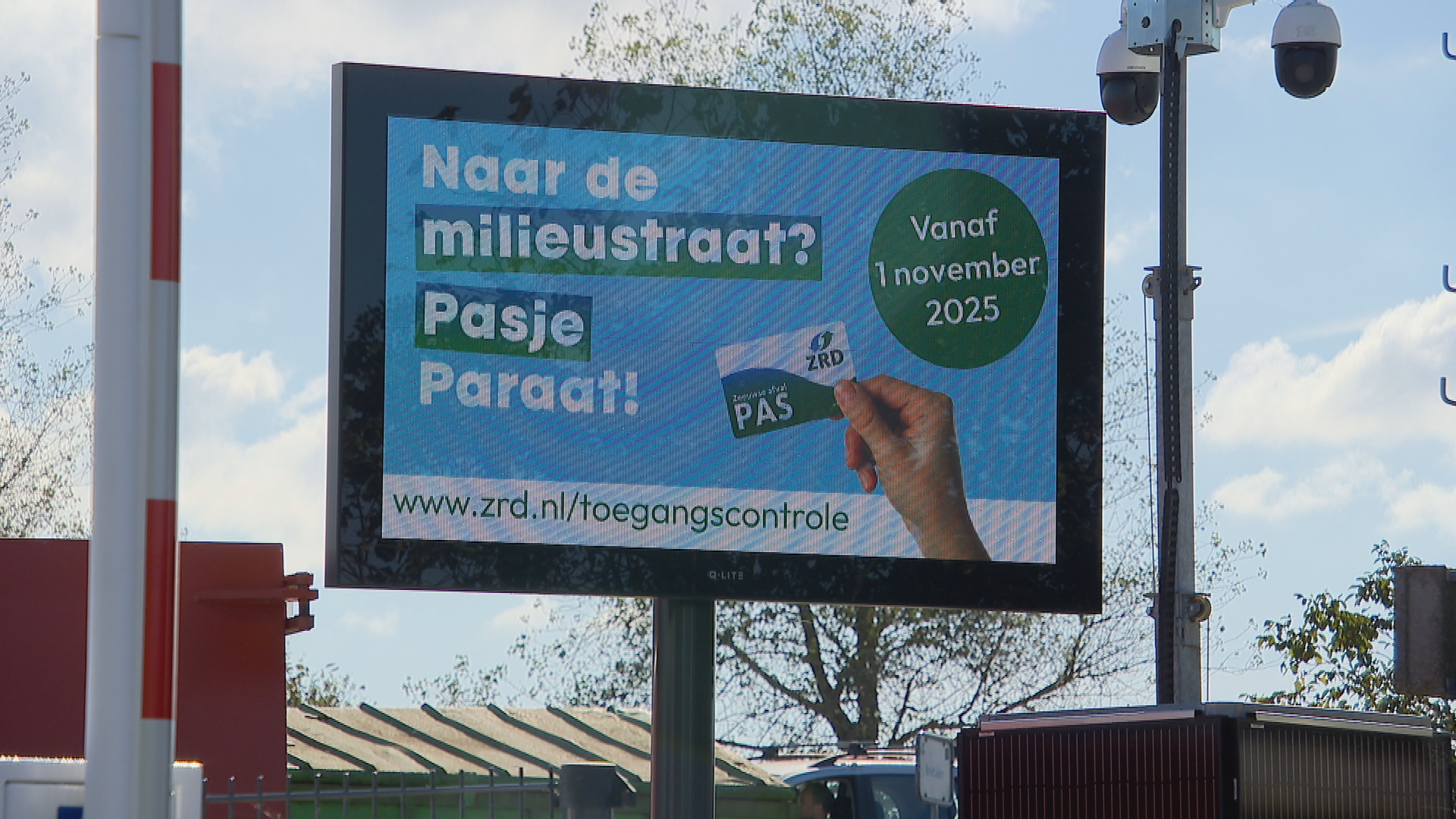 Zonder pasje kom je vanaf november de milieustraat niet meer op