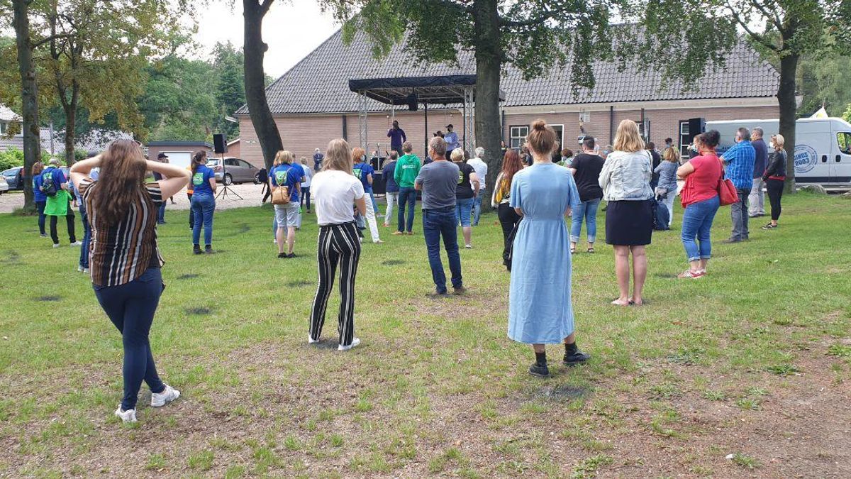 Actie tegen sluiting Hoenderloo College: ouders en medewerkers zijn het zat