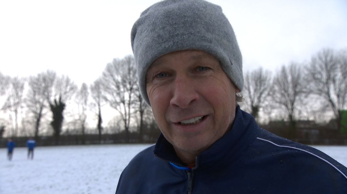 De club uit de Betuwe werd na een moeilijk seizoen uiteindelijk heel knap zesde. Na de kampioenschappen van de afgelopen jaren was dat best even wennen, maar FC Lienden heeft haar naam in de top van het amateurvoetbal al lang en breed gevestigd. Een overzicht van het seizoen in vier minuten.