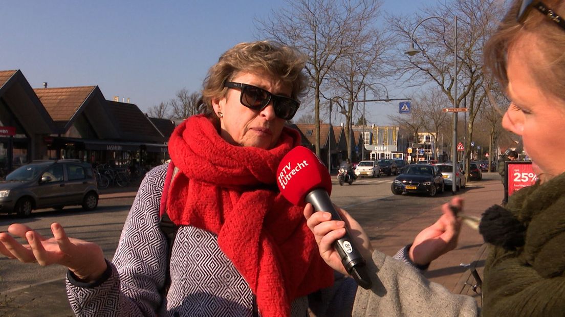 Op straat zijn de meningen verdeeld over de wolf