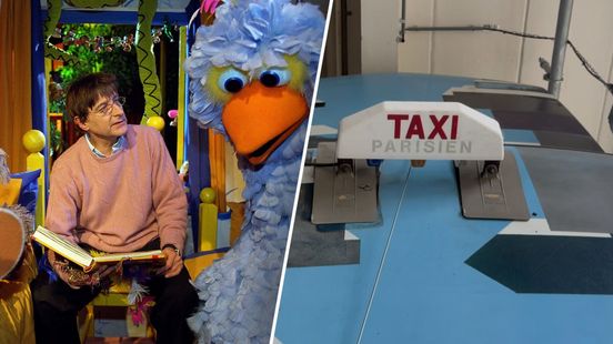 De gedeukte taxi van Wim T. Schippers staat nog steeds in Zevenaar
