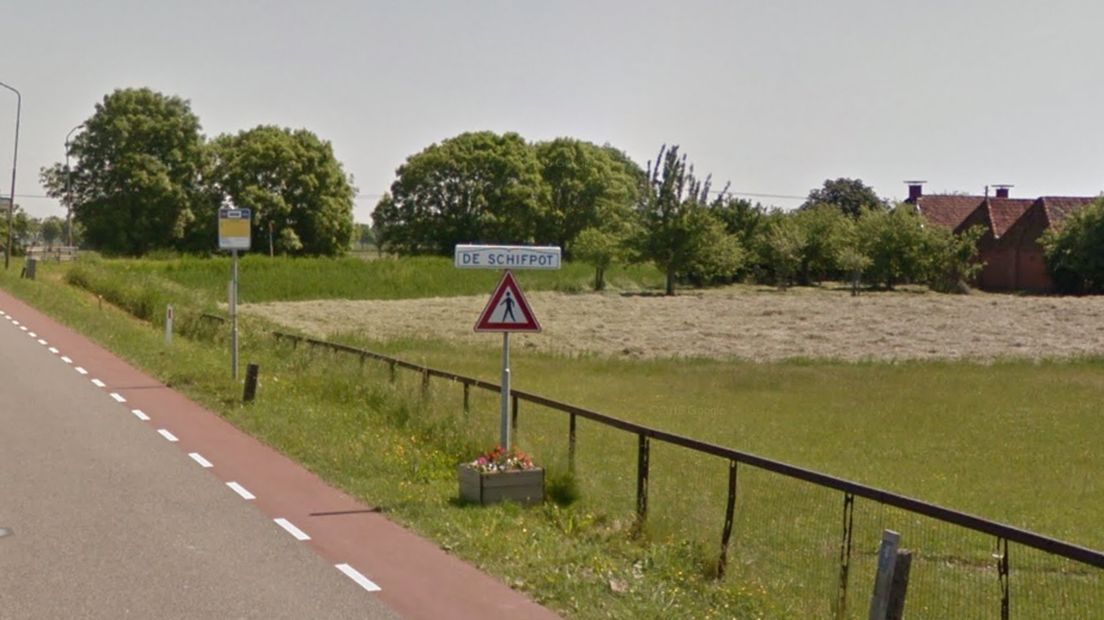 Het oude plaatsnaambordje