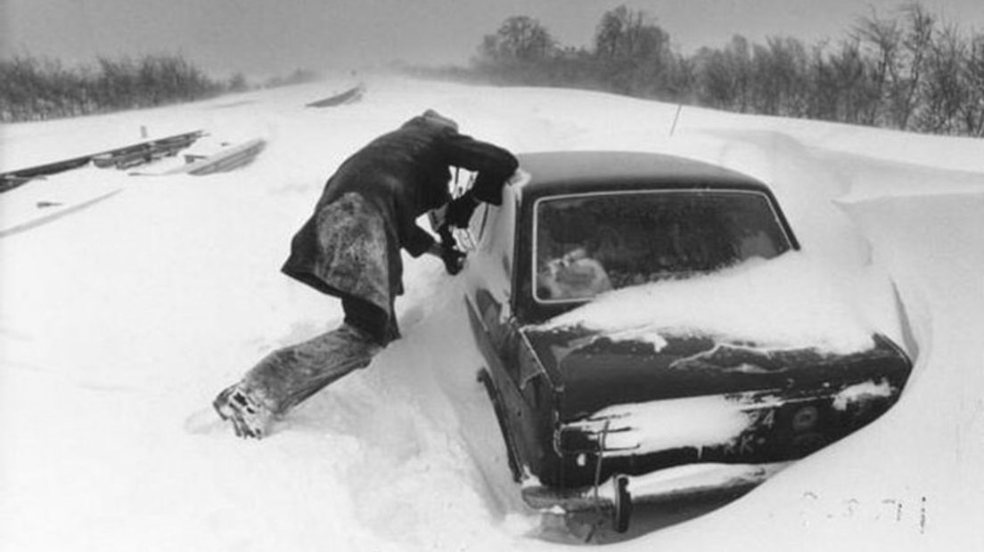 Een sneeuwstorm raasde in 1979 over Noord-Nederland (Rechten: Historische Kring Erica)