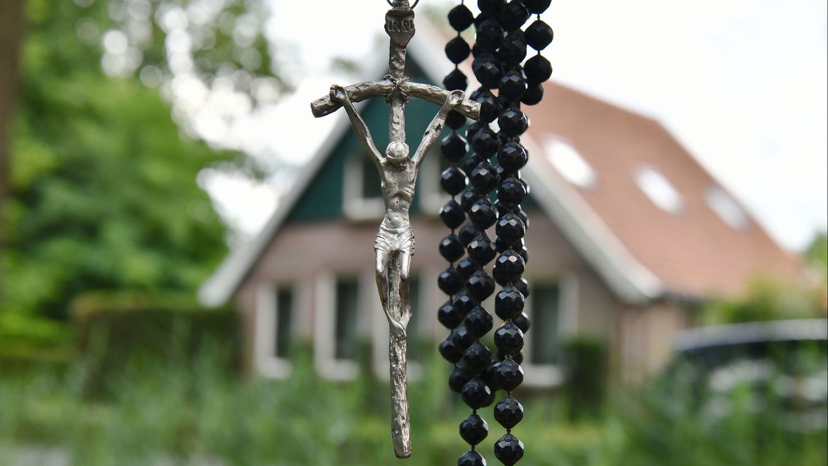 Strengere wetgeving rond sektes, burgemeesters opnieuw in actie