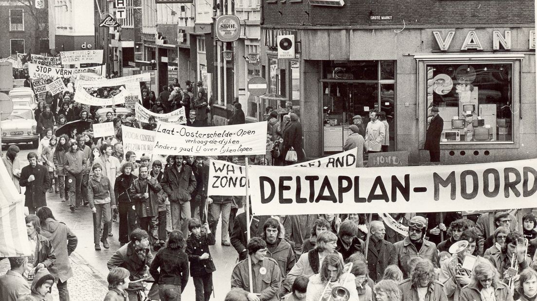 Protest tegen het sluiten van de Oosterschelde