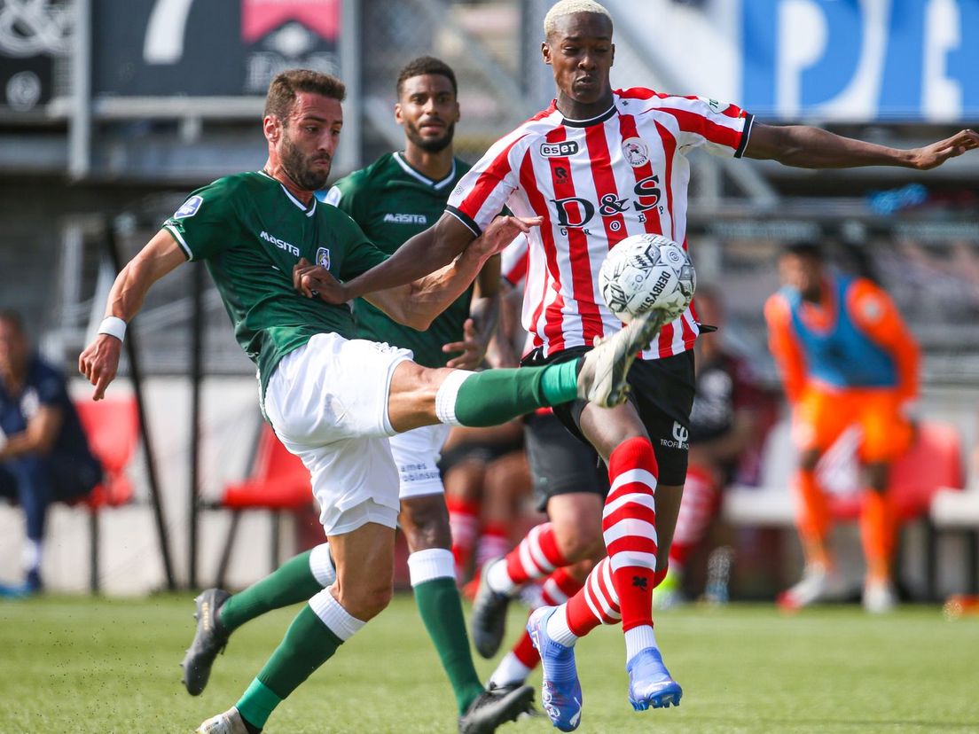 Emanuel Emegha tijdens de wedstrijd Sparta-Fortuna Sittard