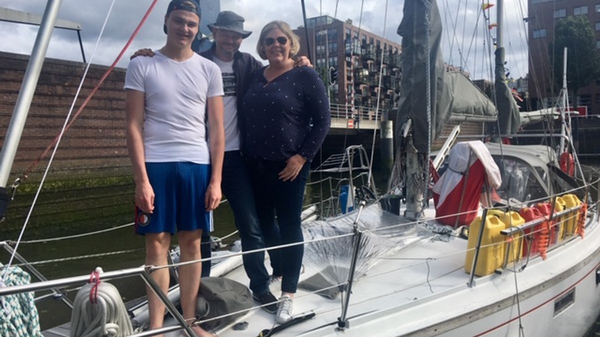 Familie Kindt uit Westmaas gaat met zeilschip 'Three of a Kind(t)' de wereld over