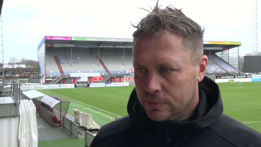 Emmen-trainer Van Dam kijkt uit naar laatste wedstrijd van 2025