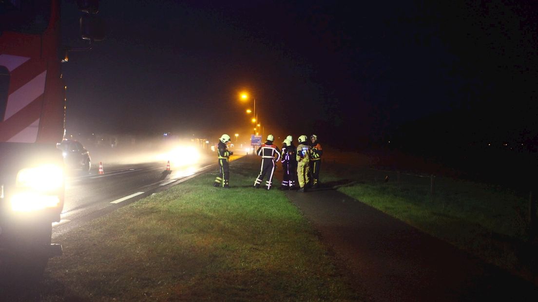 Brandweer zoekt naar gaslek aan N739 bij Haaksbergen