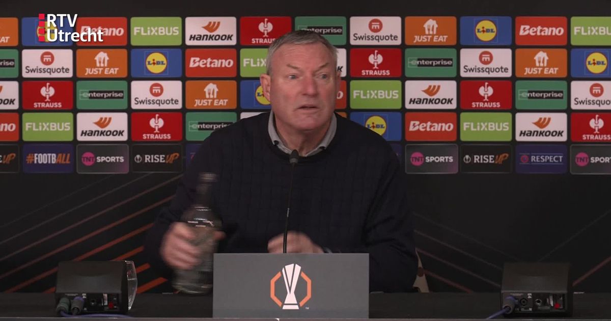 FC Utrecht-trainer Ron Jans: 'Ik dacht: o jee als dit zo door gaat...' - RTV Utrecht
