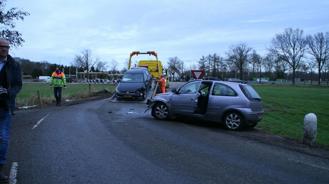 Frontale aanrijding in Dalfsen