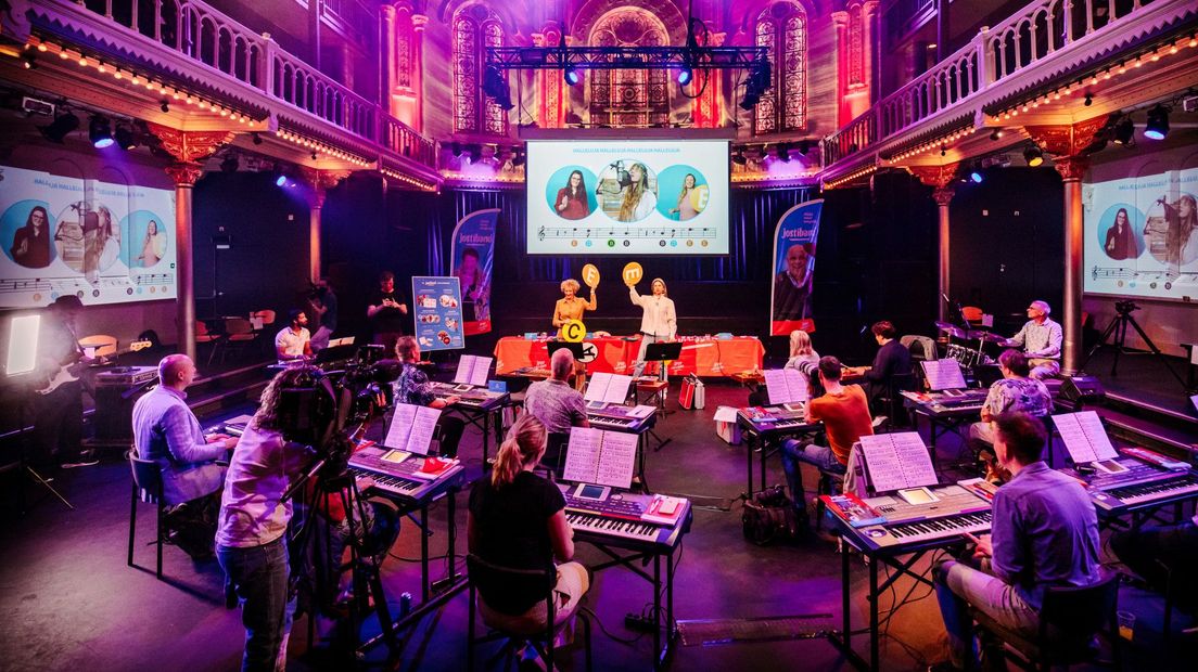 De presentatie van het platform in Paradiso